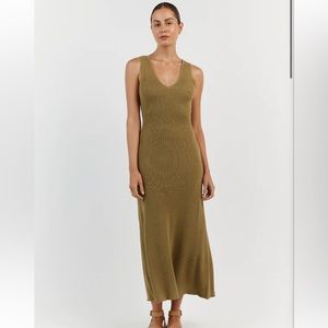 Dissh - Knit Midi Dress